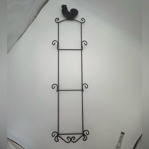 Black Metal Rooster Wall Plate Hanger